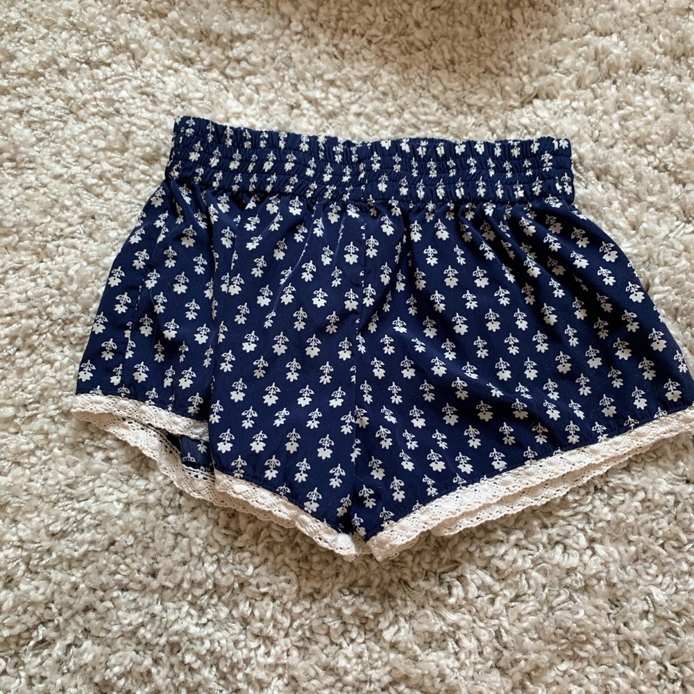 f21 shorts